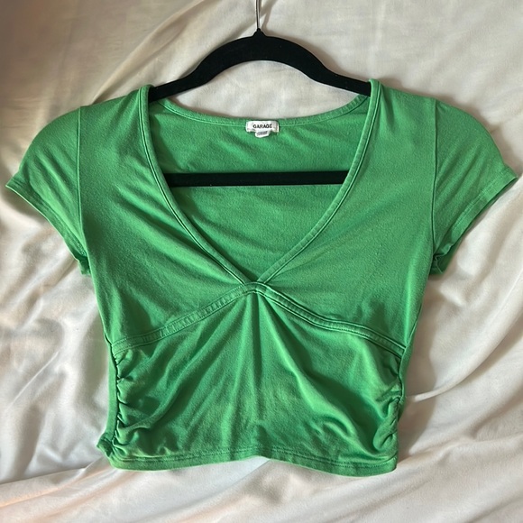 ⭐️ GARAGE Gabriella V-Neck Tee in Vibrant Green! - Picture 6 of 7